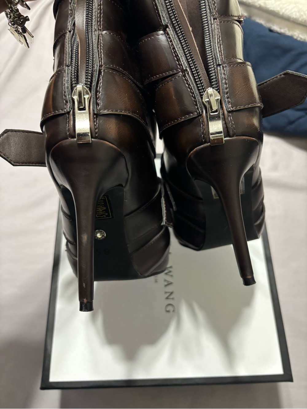 Azalea Wang Alcetas Chocolate Stilletto Bootie with Buckles 8.5 - Picture 5 of 6